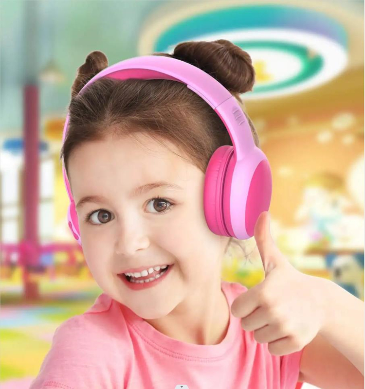 kids’ headphones